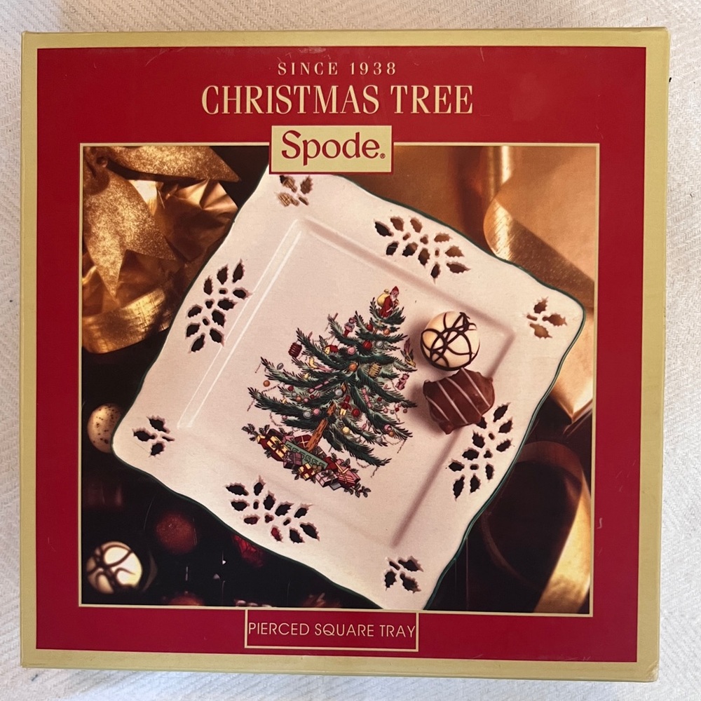 Christmas Tree Tray, 8inches, never used, from Spode